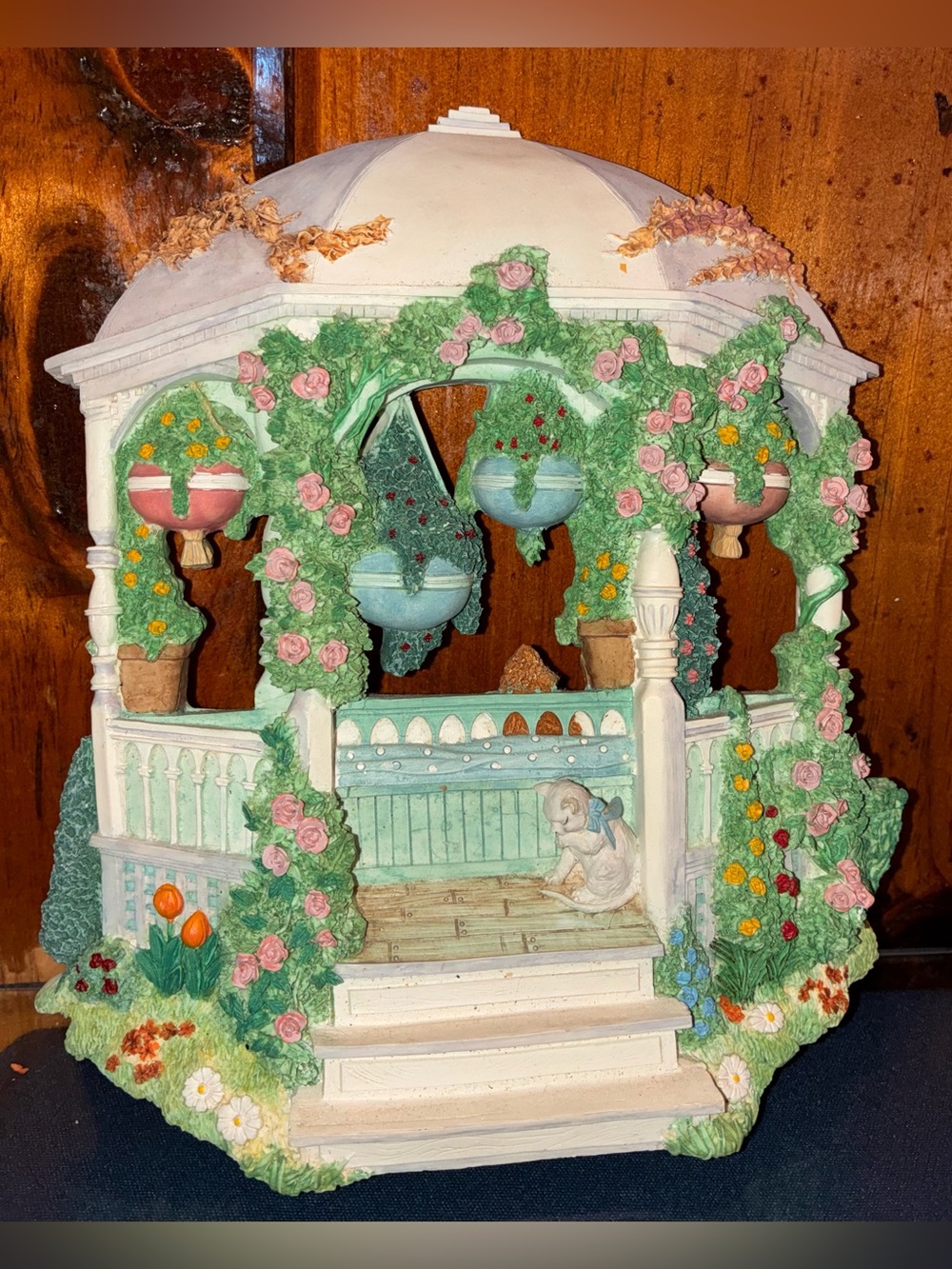 Vintage Lefton China Garden Gazebo Wall Plaque Cat & Roses 3D Resin 1994 CWH0153